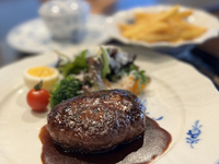 お子様Aコース特選牛ハンバーグプレート【￥4,950】