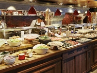 【新イタリアンランチ+デザートブッフェ】有機野菜やデリ、ピッツァ、デザート等（平日限定）