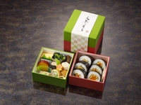 [Almoço no Kikugetsutei no Jardim Ritsurin] Sushi bento enrolado em tempurá (inclui matcha e doces)