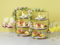 Peach and melon afternoon tea + peach parfait + 2 drinks