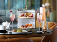 [Weekends and Holidays] Afternoon Tea with Kamakura Beniya & Pierre Hermé Paris