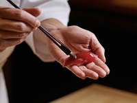 【晚餐】主廚精選（約16道菜）