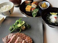 和食季節懐石（テーブル席）
