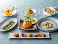 【シェフズスペシャルランチ】ランチタイムだけのご褒美、季節食材満載の全7品 