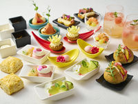 Peach & Melon Afternoon Tea Set  with a Glass of Champagne  (6/16～9/28)