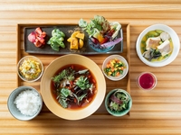 【日帰りプラン】身体と心が満たされる季節の養生ランチセットコース　60分トリートメント＋The Kitchenフレンチ・ウェルネス御膳