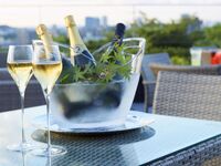 【1Fガーデンラウンジエリア/ソファ】中学生~20歳未満