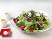 [新] 享受东北牧场的风土人情。 “东北农场沙拉碗”——使用有机蔬菜制作的能量沙拉