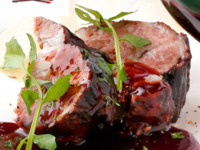 牛フィレ肉のローストと有頭海老のWメイン贅沢フルコース＋2時間飲み放題付き　6980円