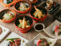 Karşılama/veda partileri için garantili özel oda [Lüks Kaiseki] Özel olarak seçilmiş Wagyu dana bifteği ve deniz ürünleri chirashizushi ★ Karşılama/veda özel hediyesi: Mesajlı tatlı ve isim yazdırma hizmetiyle köpüklü şarap etiketi