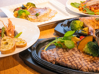 Hydrangea lunch with half buffet