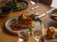 ＊＊＊＊晚餐時間＊＊＊＊