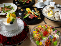 11/30まで【プレミアム記念日コース】 選べるケーキと炭火焼ステーキ＆シーフードフルコースの豪華記念日プラン