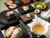 [Small pot] Small pot course of sea urchin shabu-shabu, seasonal tempura, and black beef lava-grilled small pot (weekdays 4,400/weekends and holidays 4,800)