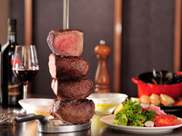 Lunch： Churrasco & Plate Art Salad Bar (adults)