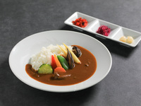 夏季蔬菜咖哩（舞茸）