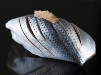 Dinnertime Omakase AKEBONO (14 pieces of nigiri) 