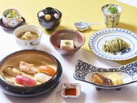 駿河壽司與靜岡玉露蕎麥麵