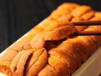 「北海道産ムラサキ雲丹」と「三陸産バフン雲丹」食べ比べ