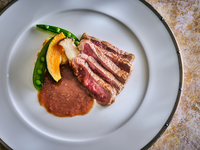 [Lunch] Seasonal Select Lunch - Echoes of Summer - Saturdays, Sundays and public holidays ¥4,400