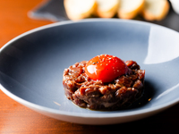 [8 dishes course for 8,800 yen]