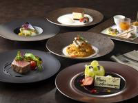 《平日限定》記念日ディナーコース「Anniversario」～アニバーサリープレート＆2時間フリードリンク付き