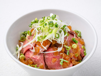 シェフ特製ローストビーフ丼