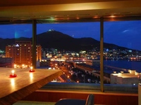 ◇コースのご予約と一緒にご注文ください◇食後は夜景の美しいBARでゆったりプラン