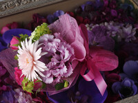 【オプション】パティスリーSATSUKIのケーキ＋ミニブーケ　スーパーメロンショートケーキ（直径12㎝）(2日前までの予約制)