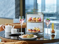 [Weekends and Holidays] Moët & Chandon free flow/ Afternoon Tea with Kamakura Beniya & Pierre Hermé Paris
