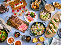 Holiday Lunch Buffet ~Roast Beef & Freshly Squeezed Mont Blanc~