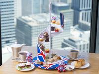 [Weekdays/WEB 16% OFF] "Falling for Autumn Sweets" English Afternoon Tea with Floral Bear