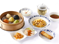 〈WEB限定〉【中国茶付き】五神小籠包ランチ
