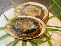 Kobe beef  charcoal grill from Kawagishi Ranch and "live abalone" 39,000 yen course