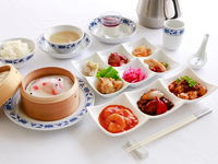 平日限定　よくばりプレート