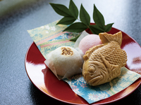 【記念日/お祝い】季節の特別会席＋乾杯酒＋ひと口和菓子プレート＋花束（一般席）