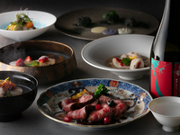 季節のおすすめコースとプレミアム日本酒とのペアリング