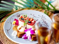 オフィシャルWEB限定【飲み放題充実プラン】和牛など贅沢な宴を楽しむ全6皿+スパークリング含む2時間飲み放題＆メッセージプレート