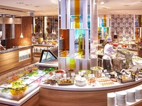 ディナーブッフェ　大人 7,900円