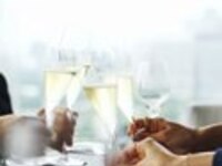 (Please order with a meal) 3 Glasses of Alcoholic Pairing