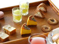 【秋アフタヌーンティー】カフェお代わり自由！スイーツ6種　（9月～11月限定）
