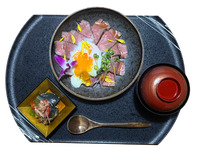 Coffret déjeuner avec bol de bœuf WAGYU rôti