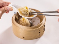 帆風コースに＋¥250で小籠包1個追加