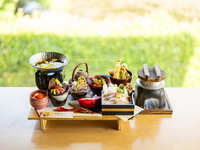 京丼五種食べ比べ膳~国産豚ロースのすきしゃぶ~（秋ver./2025.9月1日～）　