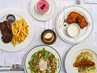 【LUNCH Party Plan】Table Share Course＋Free Flow 2H