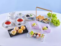 Shine Muscat and Pear Afternoon Tea