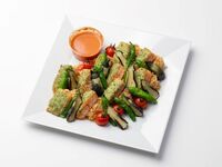 【HP-26】サーモンの香草パン粉焼き　トマトクリームソース (ハーフサイズ)