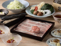 《京都美食めぐり 2025 秋》ディナー特別限定コース【ワンドリンク付き】和牛サーロインと厳選豚肉の出汁しゃぶ会席