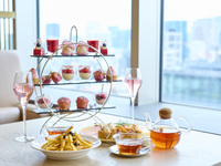 [Peach-themed Afternoon Tea] A limited-time afternoon tea featuring 12 peach-themed sweets and savory dishes, all carefully prepared by the restaurant