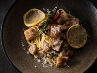 【90-Minute Dining】Mini Buffet Included ≪Lunch≫Confit of Awaji Chicken and Lemon with Porcini Mushroom in Pepperoncino